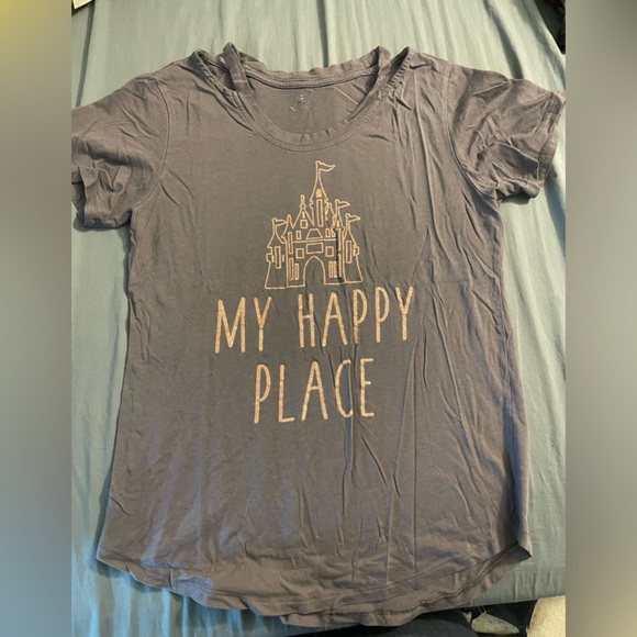 Disney World Castle T Shirt with cutouts - Picture 1 of 2